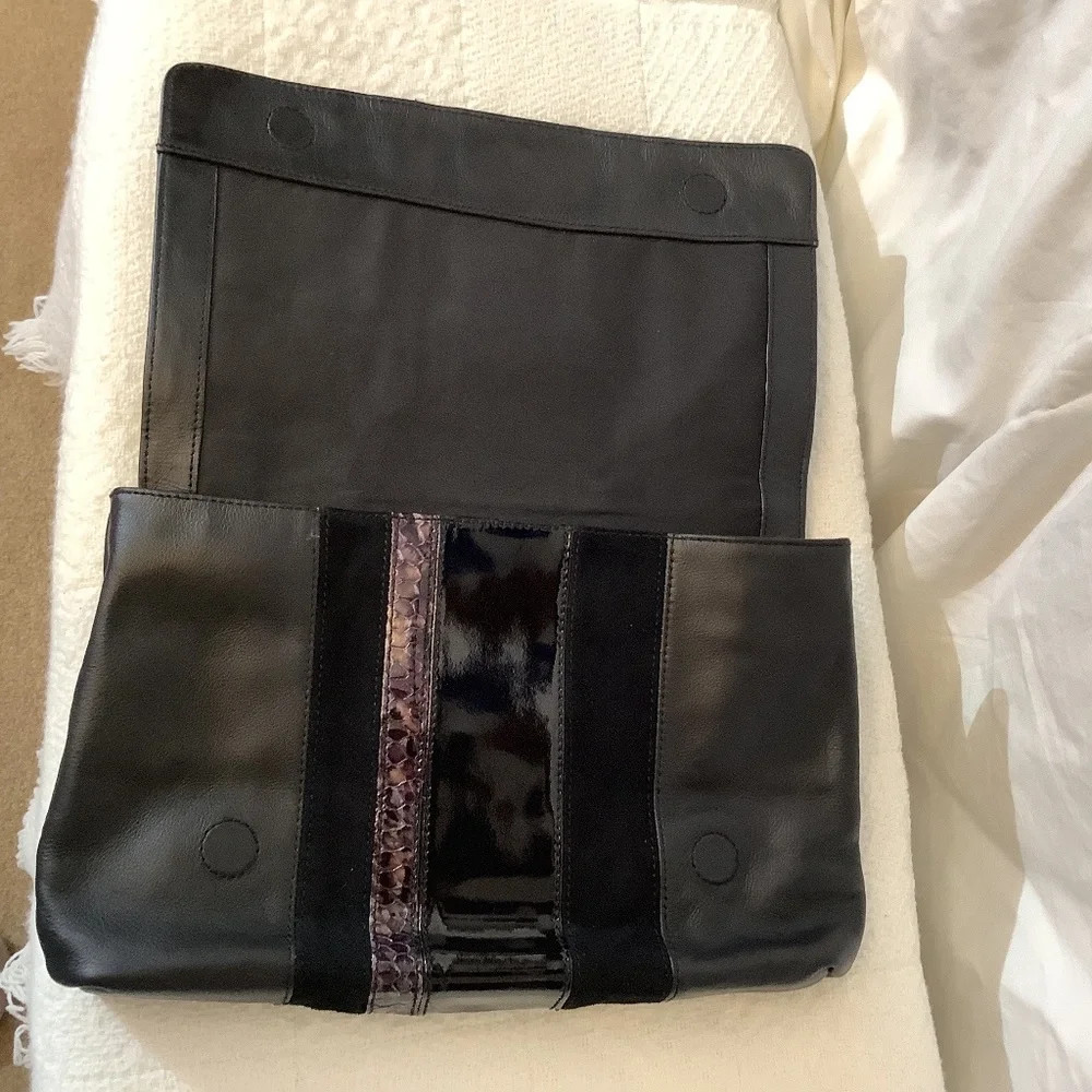 EUC Halston Heritage Black Leather suede shoulder  crossbody gold chain - Picture 8 of 17